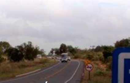 Carro pega fogo em Lajeado