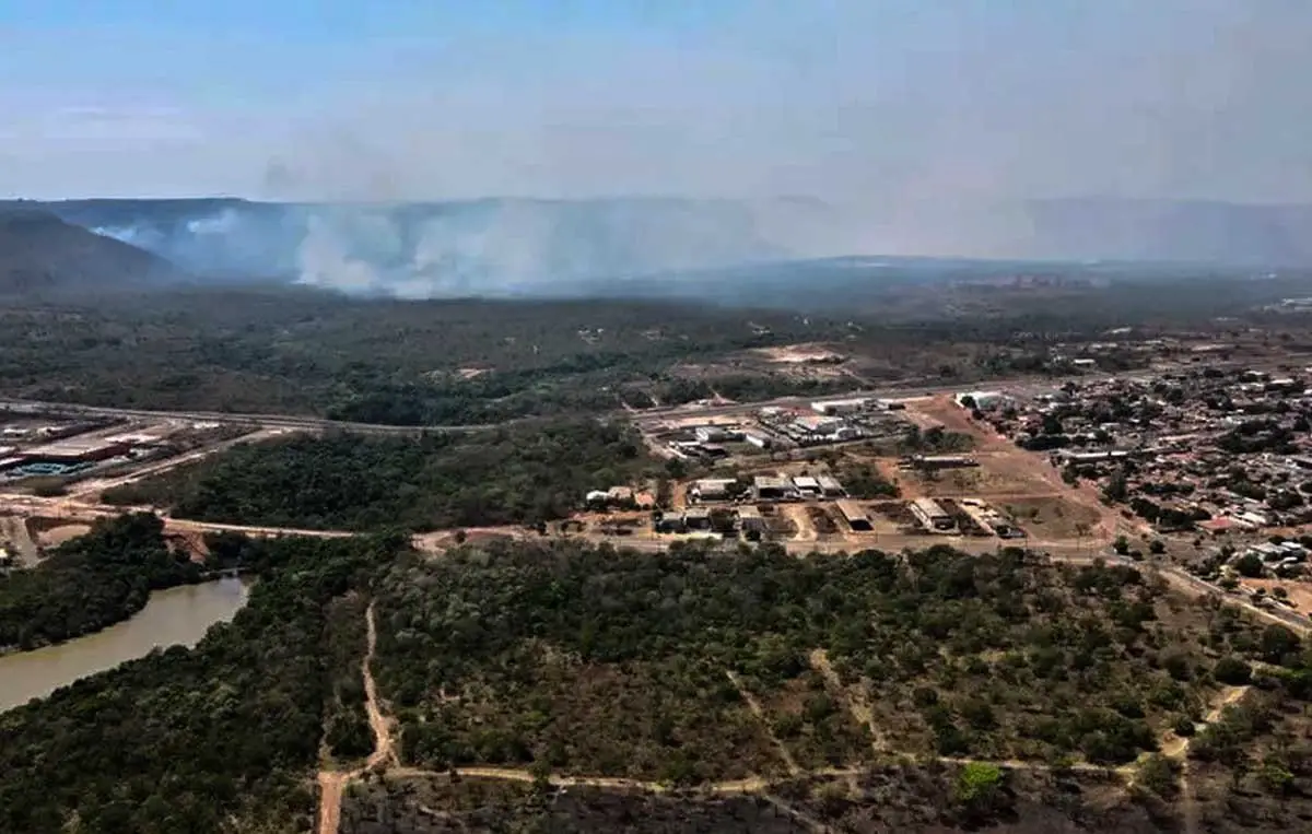 fogo na serra