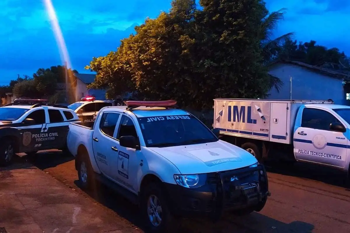 mulher encontrada em fossa