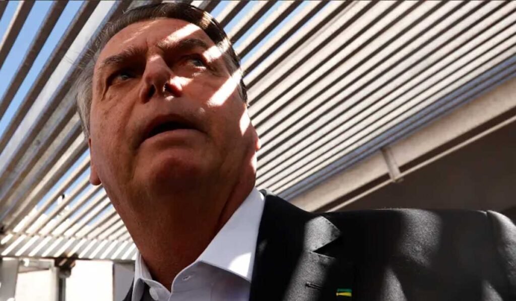 Bolsonaro é alvo de operação da Polícia Federal sobre tentativa de golpe em 2022