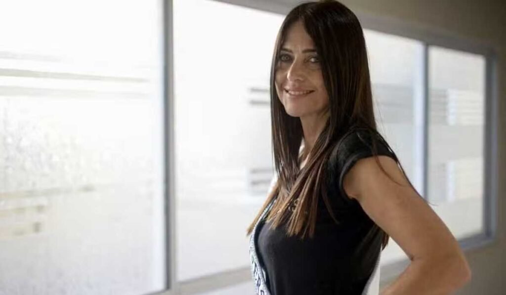 Modelo argentina de 60 anos vence concurso de beleza e pode virar candidata ao Miss Universo