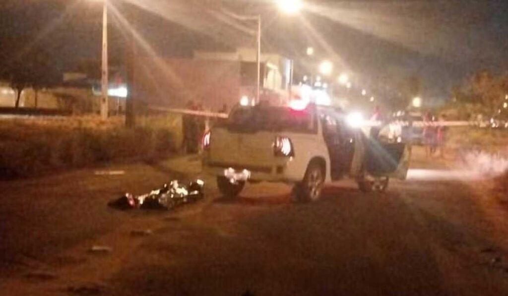 Vidraceiro morre após moto que ele pilotava colidir com carro em Palmas