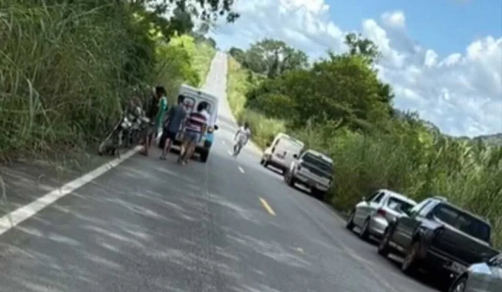 Homens são encontrados após sofrerem acidente e ficar dois dias desaparecidos às margens de rodovia